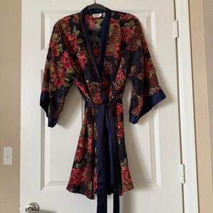 Vintage Victoria's Secret Golden Label short floral robe kimono One Size